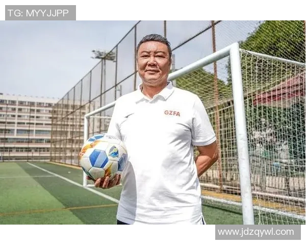 吴秀英专访：追忆足球生涯的辉煌与挑战