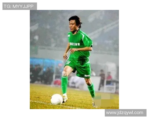 最强女解说足球明星的崛起与挑战：她们如何改变足球解说的未来